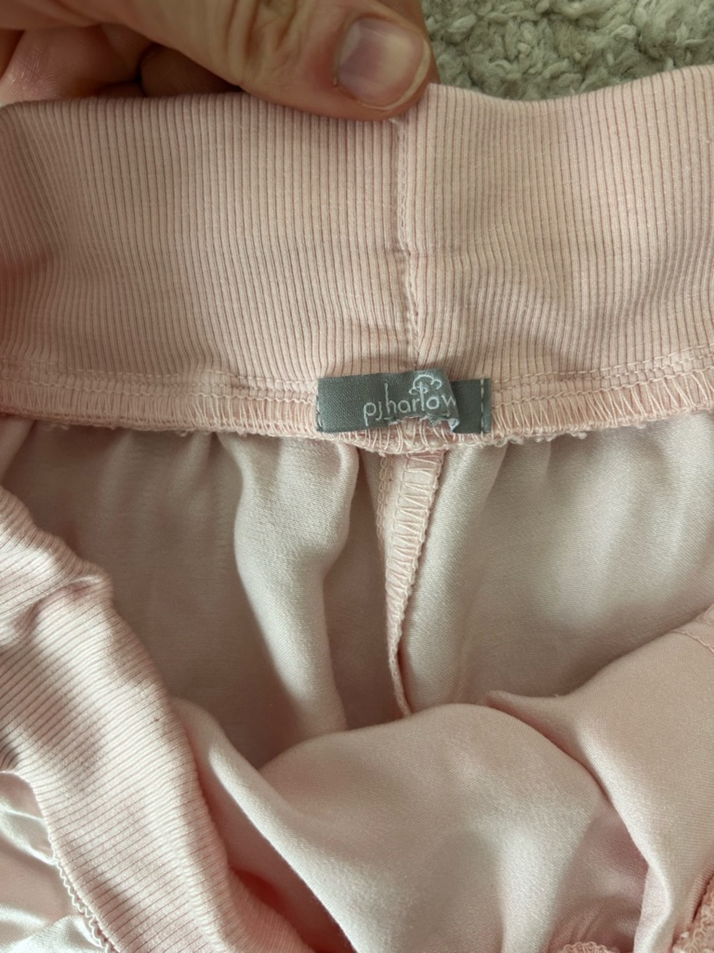 BUNDLE of 2 Pairs of Pj Harlow Pants and Shorts in Blush Size Large - Picture 7 of 11